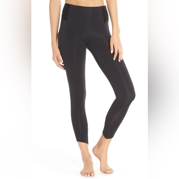 FP Movement by Free People Wonderstruck Black Velvet Detail Leggings S - Picture 4 of 10